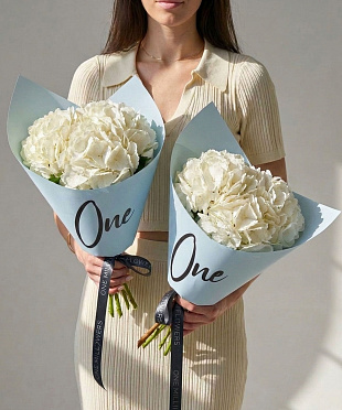 Букет из 3 гортензий "Норд" Pink