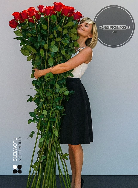 Букет из 25 высоких роз 180 см